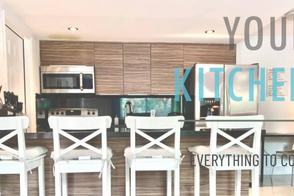 Groveo4 10 Min From The Beach Miami Exterior foto